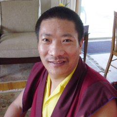 Drupon Thinley Ningpo Rinpoche